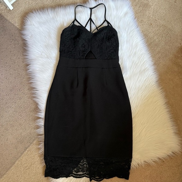 Y2K Express Strappy Black Lace Cutout Bodycon Dress 0 - Picture 2 of 11